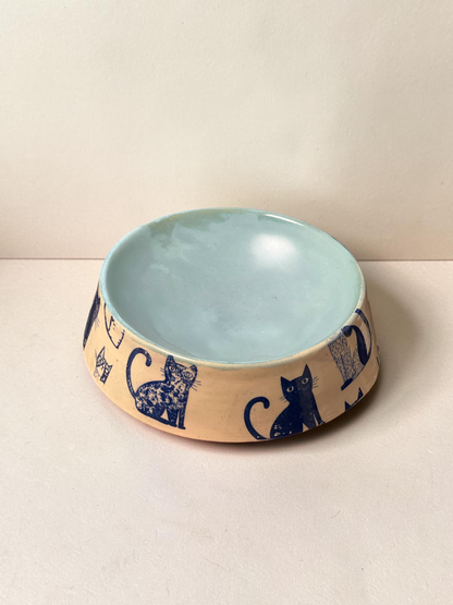 Blue cat print bowl